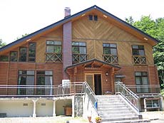 Nyuto Lodge