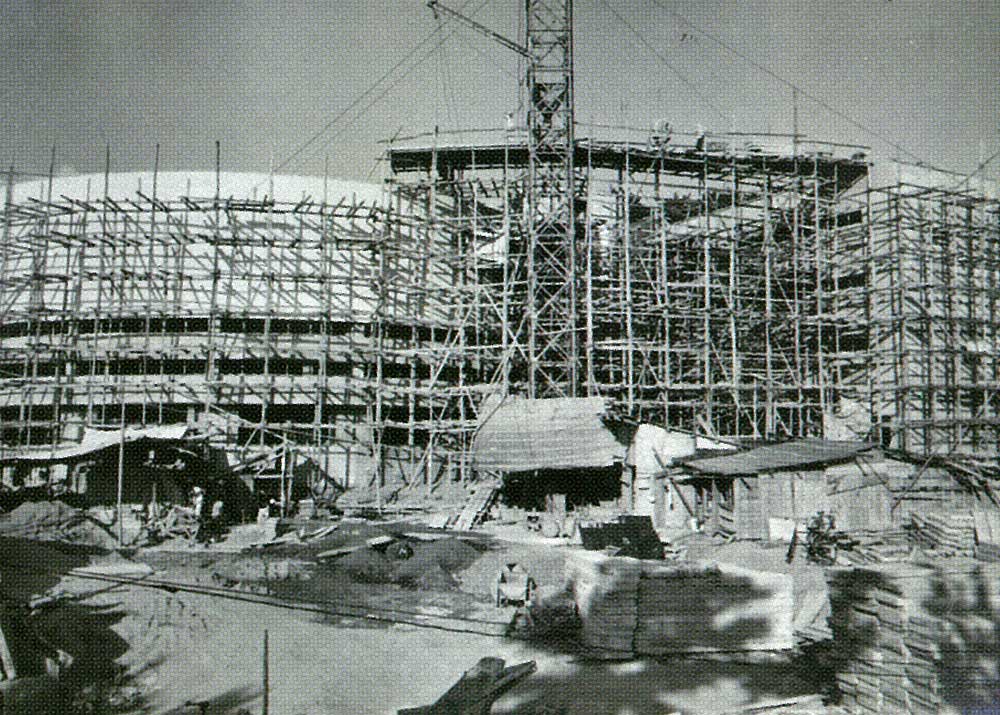 1961年 鉱業博物館完成（建設中）