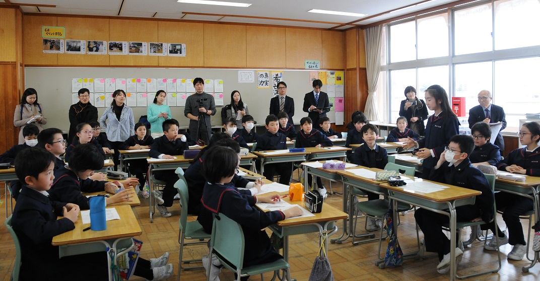 韓国の初等学校教員らが秋田大学教育文化学部附属小学校を訪問 国立大学法人 秋田大学